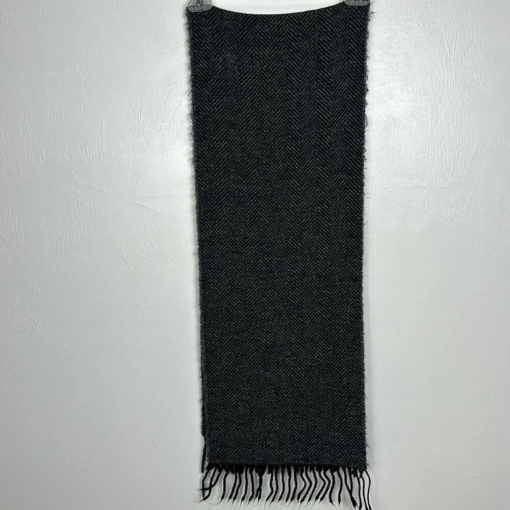Austin Reed Vintage Wool Fringe Trim Unisex Rectangle Scarf